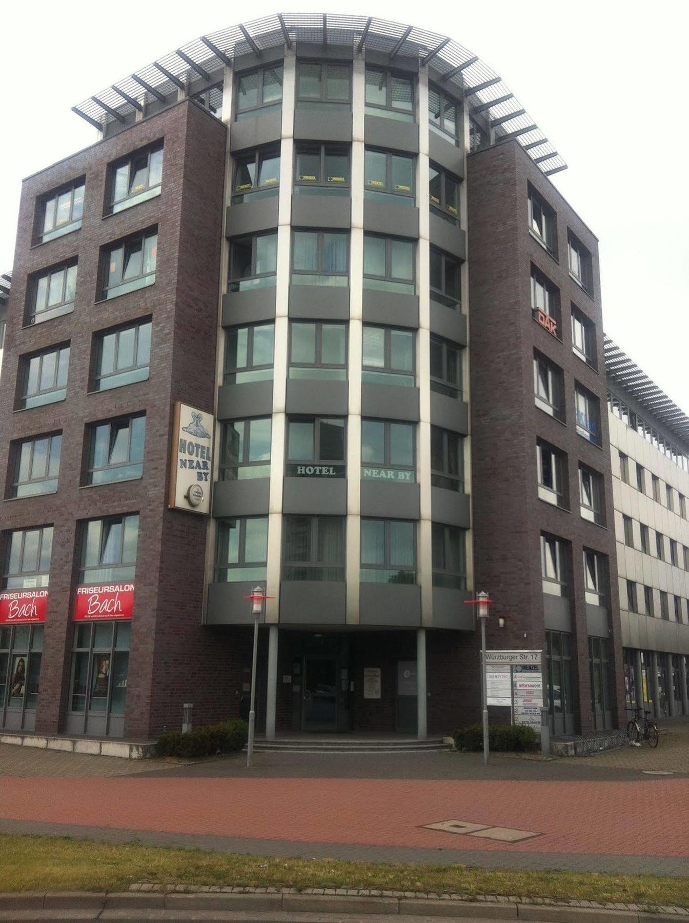 Hotel Near By 3*