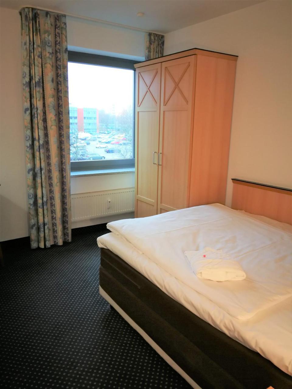Near By Hotel 3*