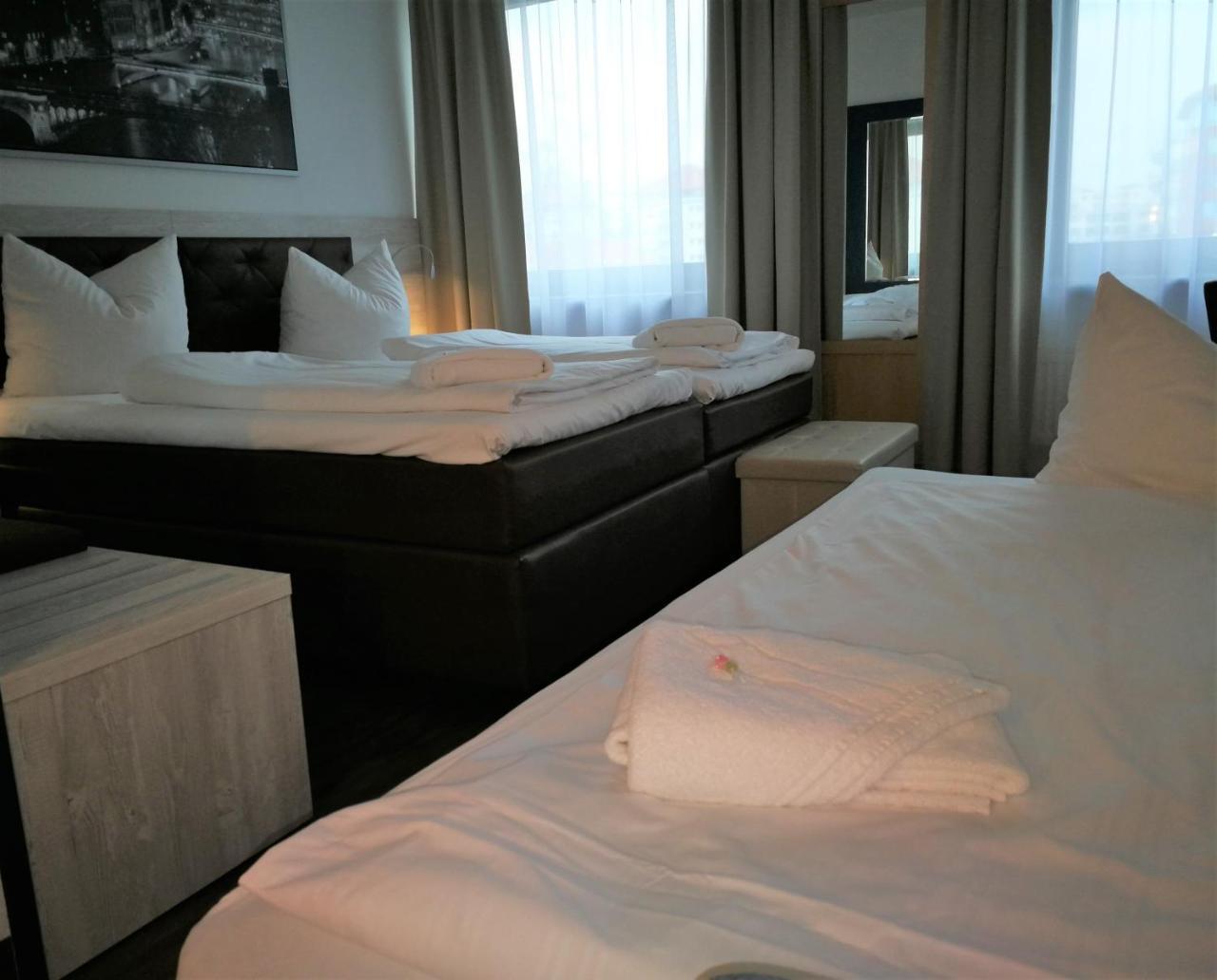 Hotel Near By Laatzen