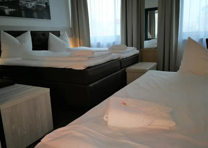 Hotel NEAR BY